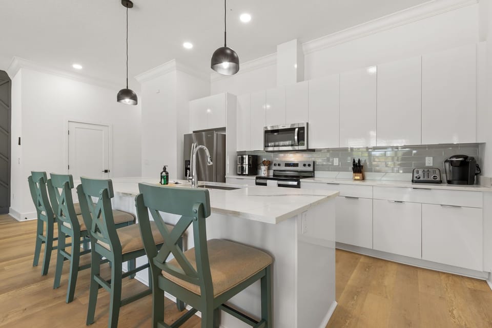 Kitchen Island with Built In
