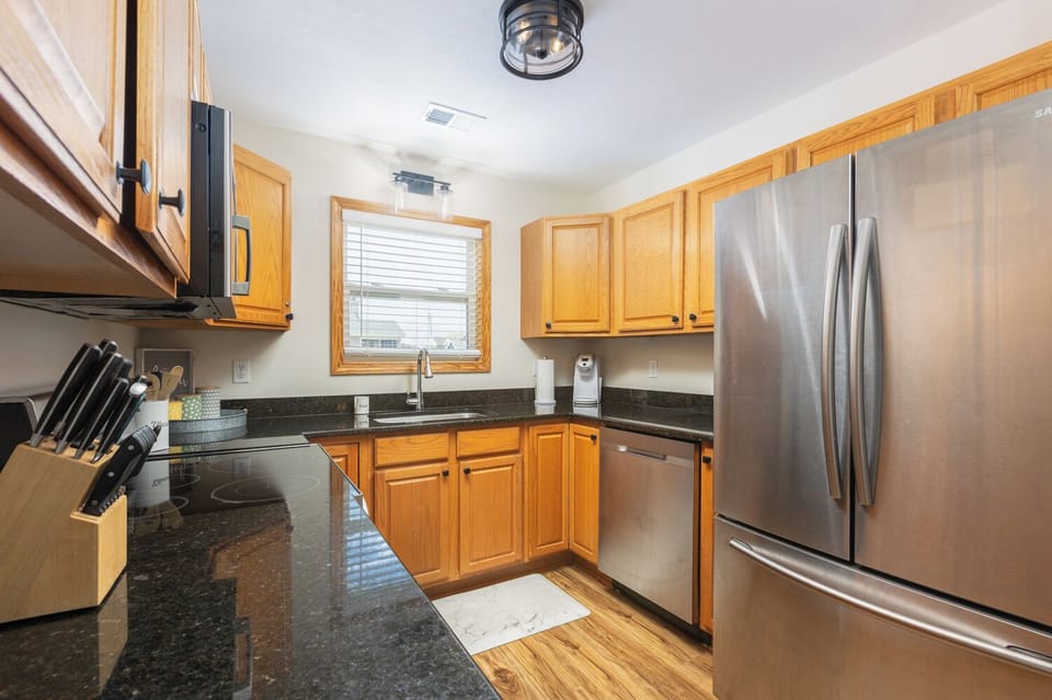 Fully Stocked Kitchen