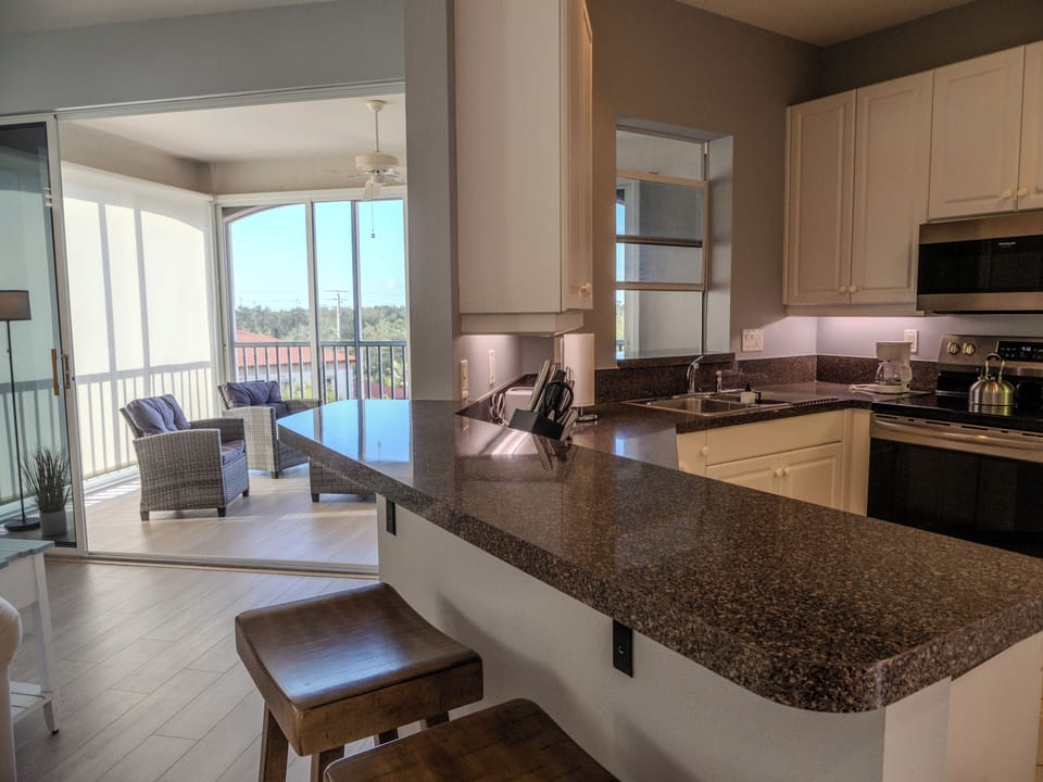 Fully equipped kitchen 