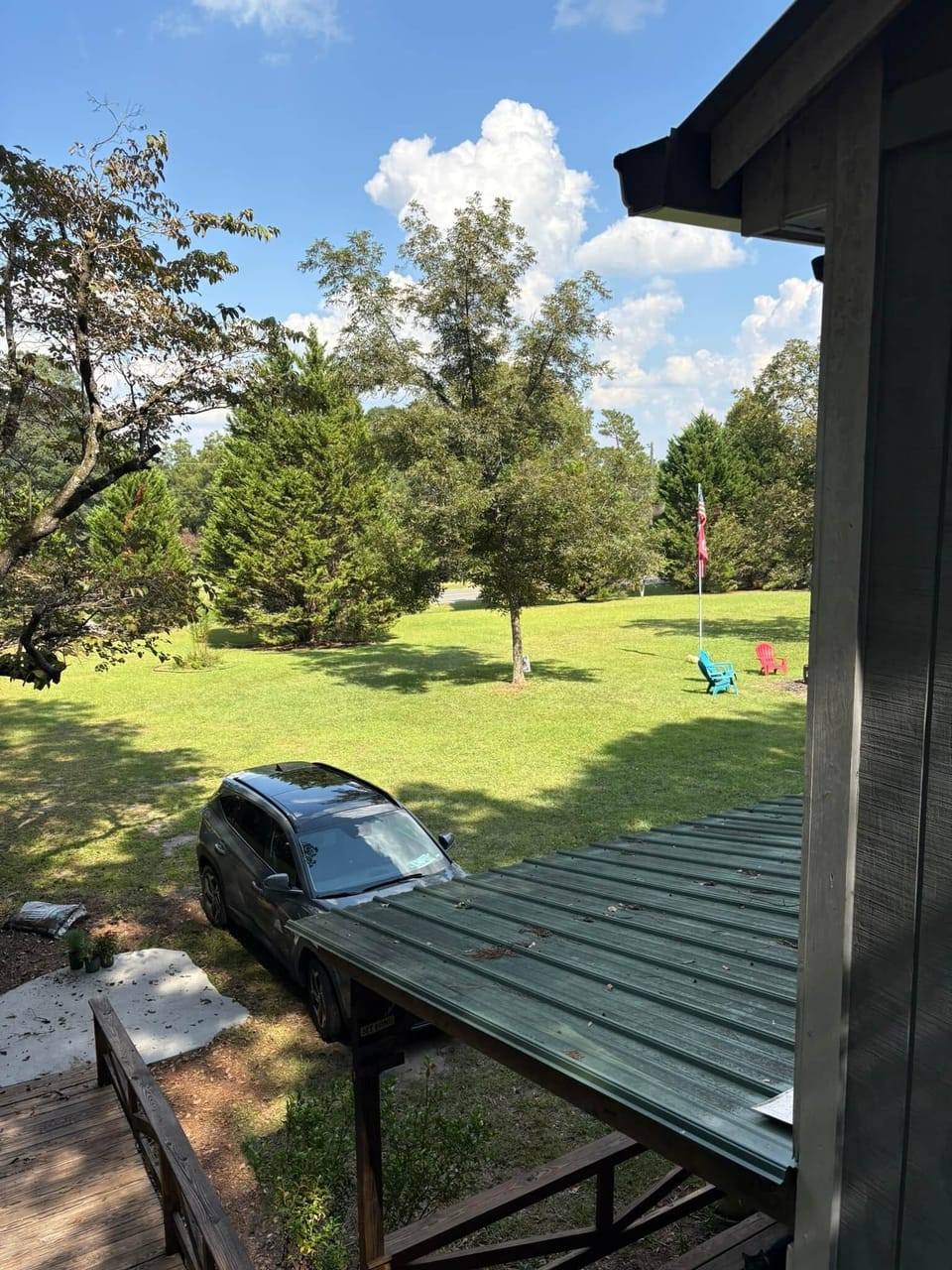 Spacious front yard