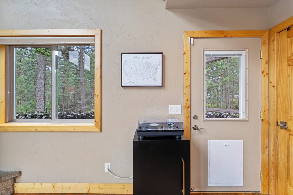 Throwback to the 80s with your favorite record provided | Main Level