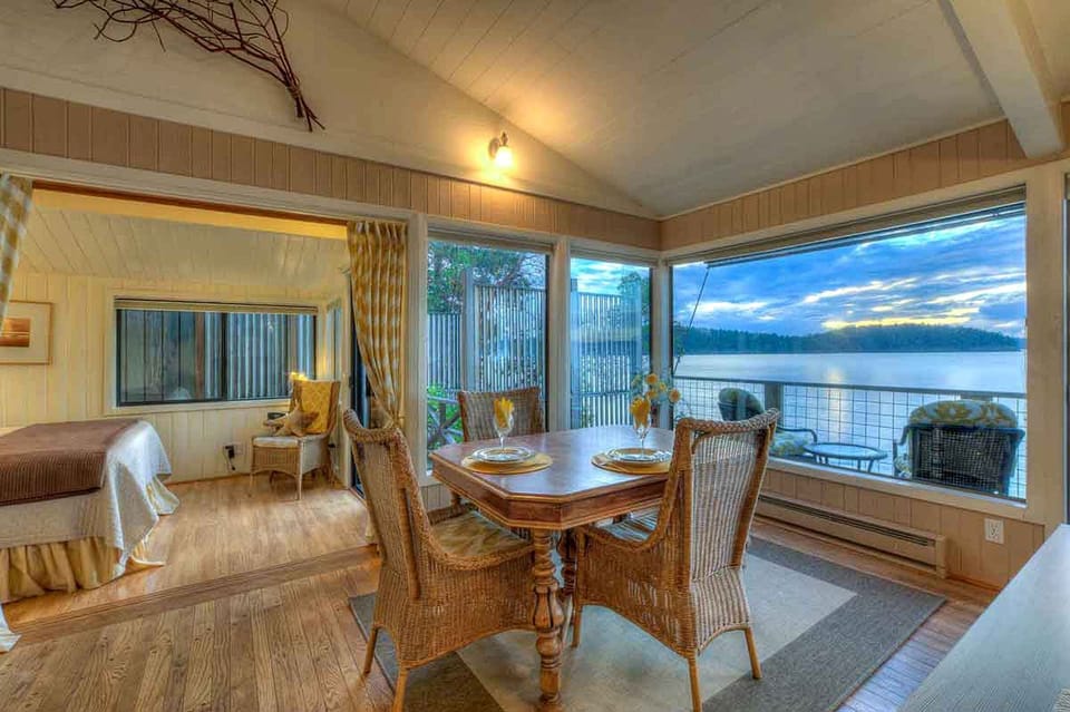 Waterfront Cottage Rental with Spectacular Sunset Views on Orcas Island, Washington Cottage in Deer Harbor