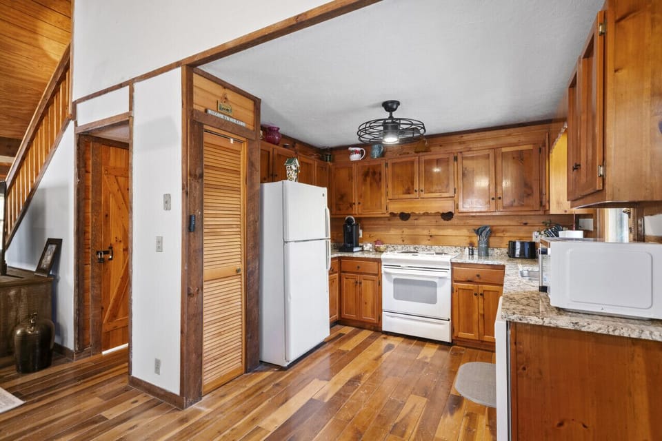 Forest Footprints - Entry Level Kitchen