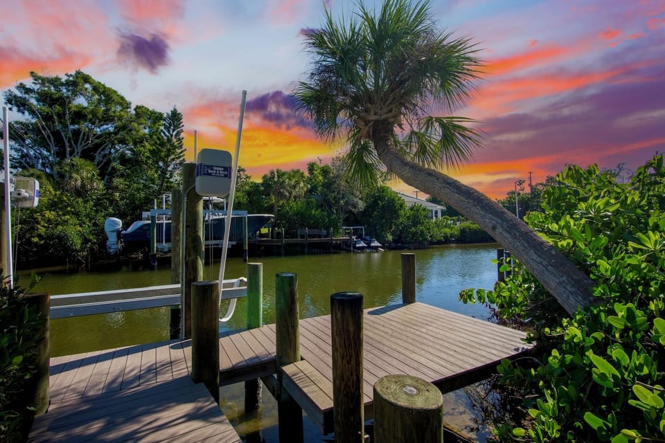 Siesta Key Hideaway, by Siesta Key Luxury Rental Properties