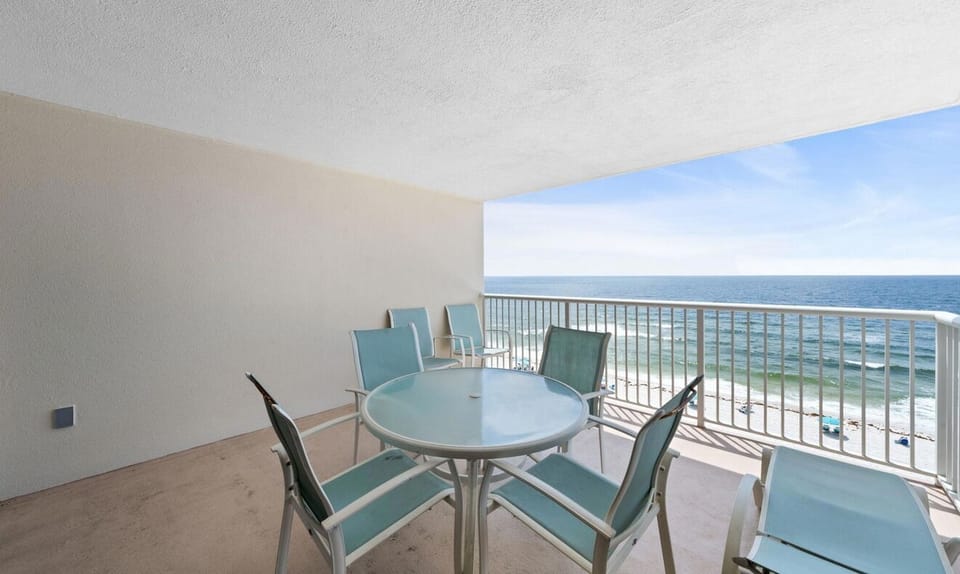 Spacious Gulf Front Balcony