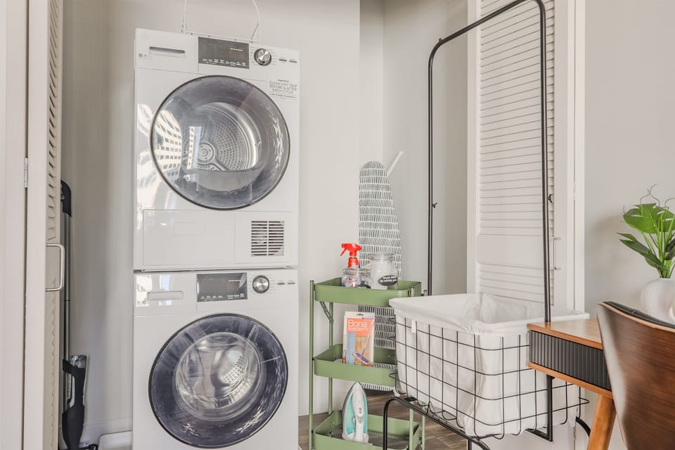 Your personal in‑unit washer and dryer for extended‑stay convenience.