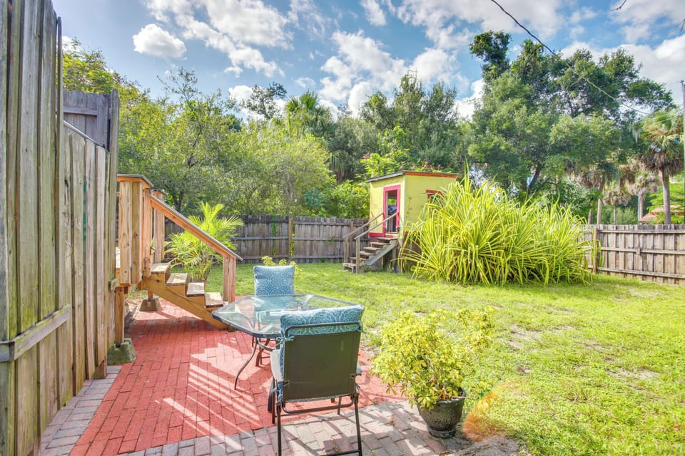 Patio | Outdoor Dining
