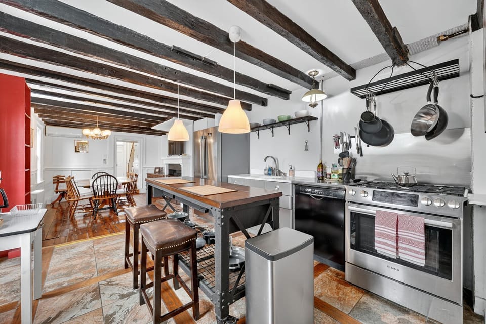 Kitchen Main level