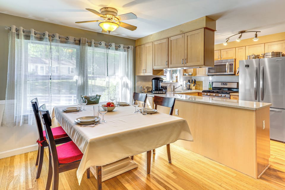 Dining Area | 1st Floor | Dishware/Flatware