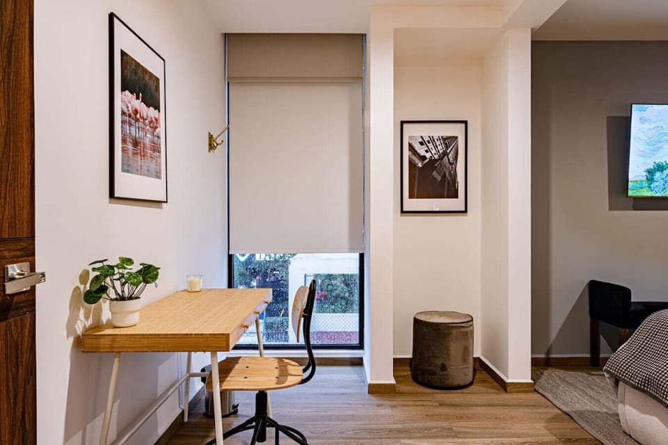 Set up your day at this bright, functional spot. Just what you need.