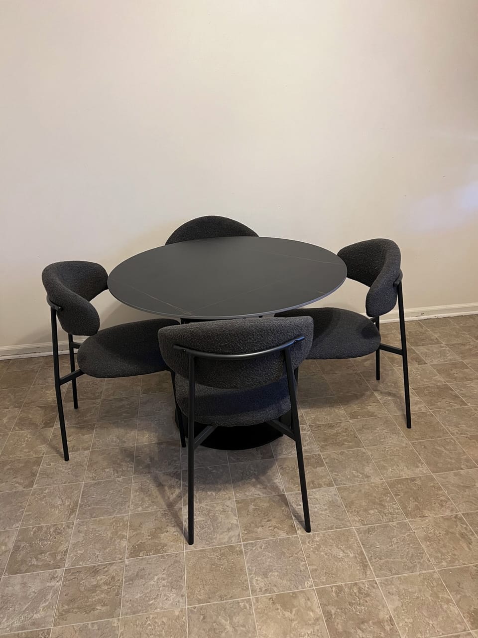 Dining Area, seating for 4