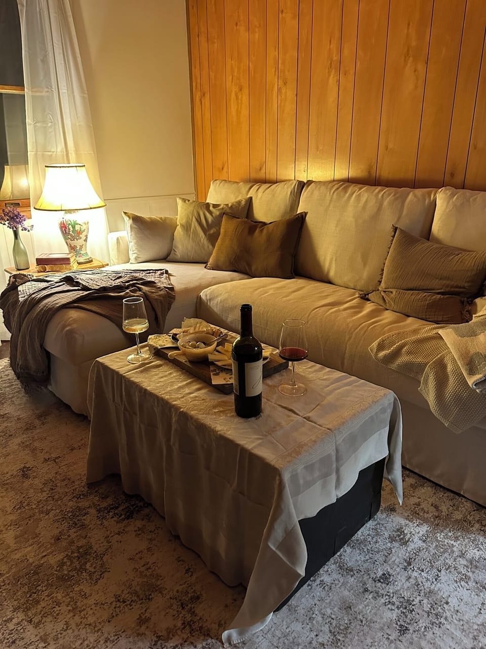 How about a sofa snack?
