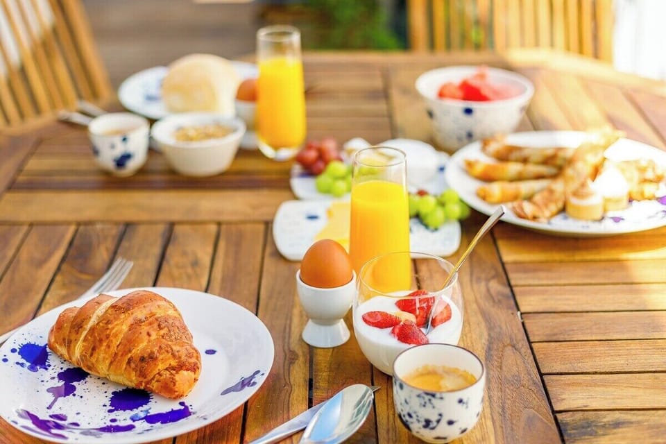 Breakfast meal
