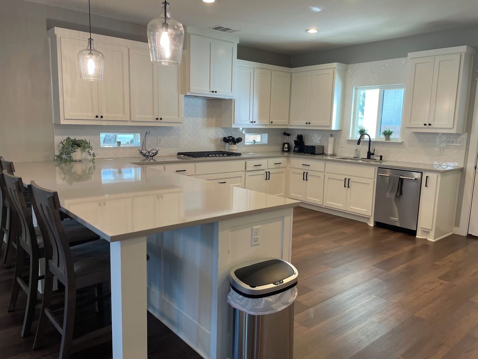 Spacious counter area.
