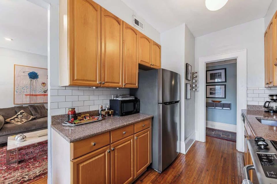 Clean, functional kitchen ideal for both short visits and long-term stays.
