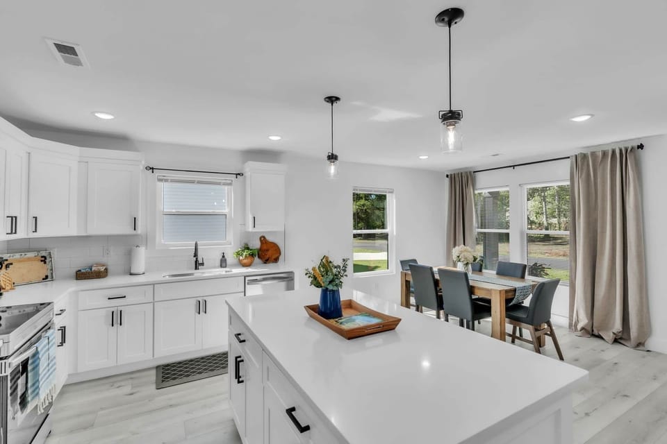 Kitchen/Dining