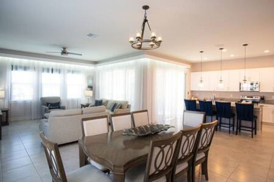 Enjoy memorable meals in this elegant dining area with plenty of space for everyone.