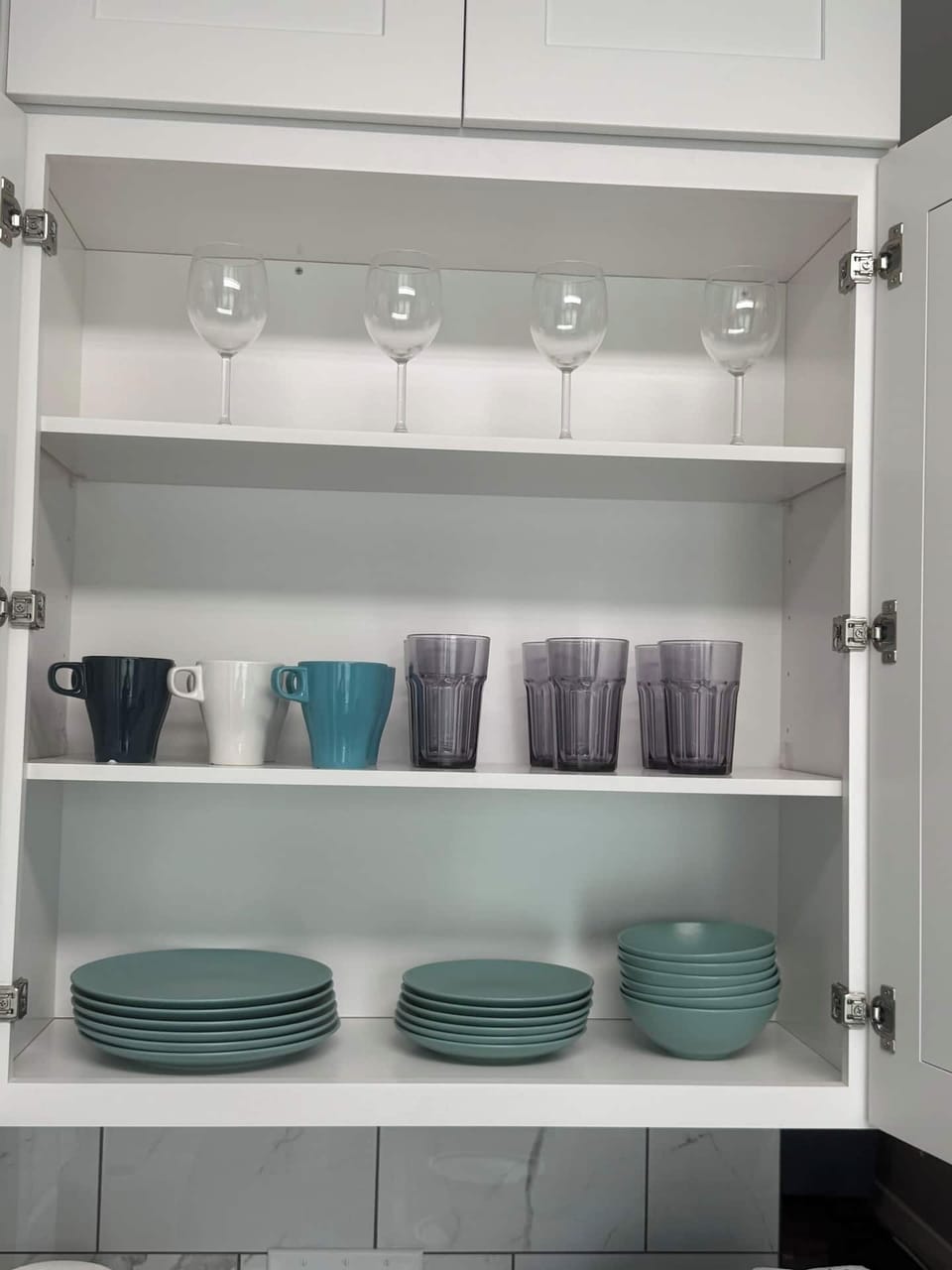 Modern place settings