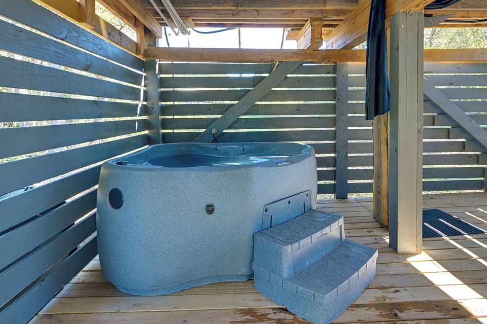 Private Hot Tub