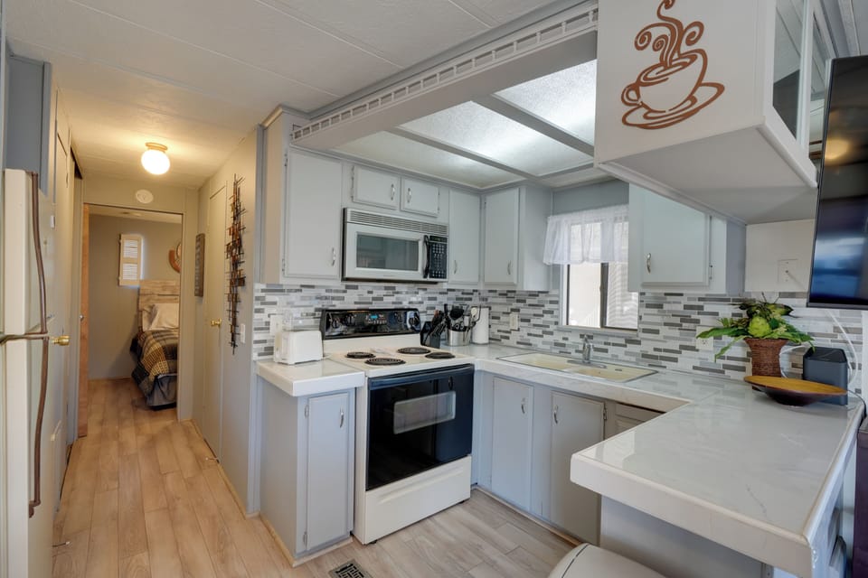 Kitchen | Drip Coffee Maker