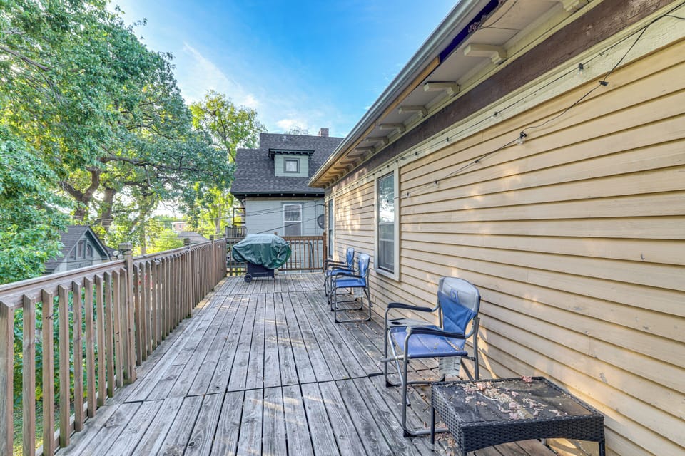 Deck | Gas Grill