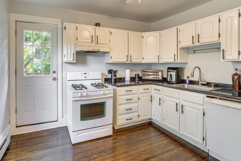 Kitchen | Cooking Basics | 1st Floor