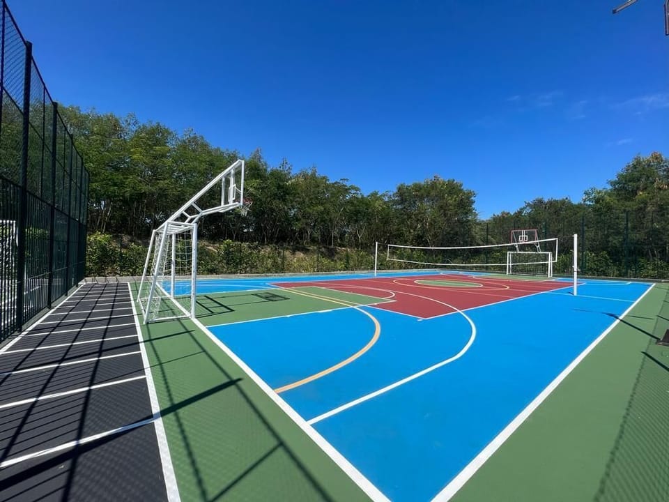 Sport court
