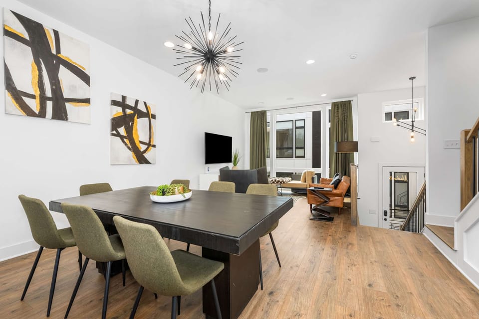 Modern dining space perfect for meals and gatherings w/ loved ones.