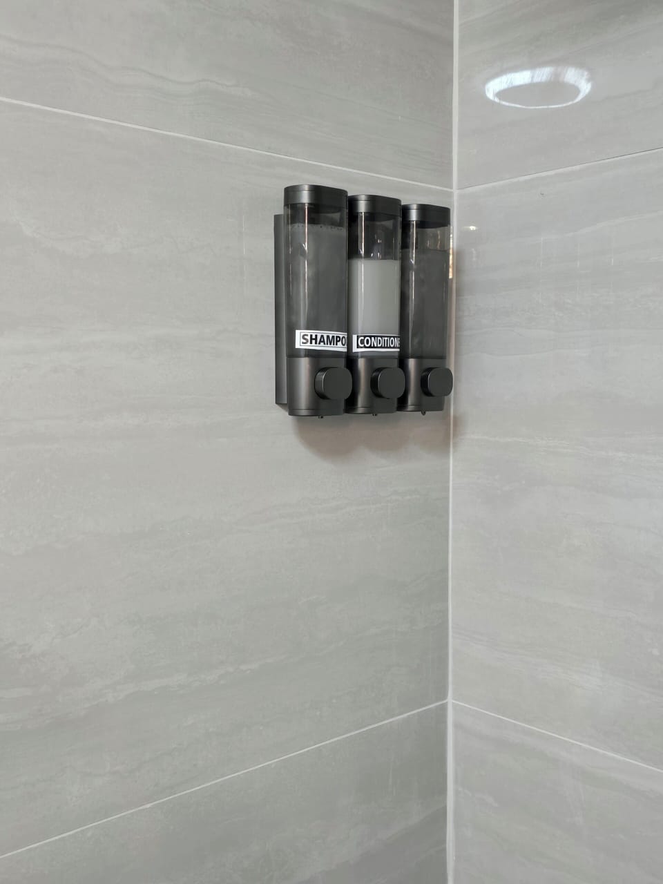 Bathroom amenities