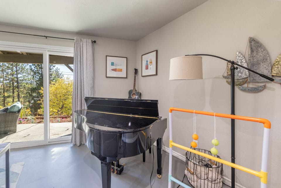 Musicians welcome!
