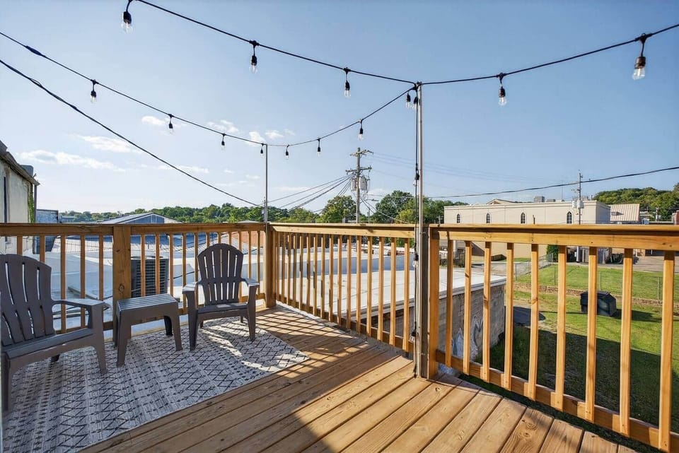 Fresh air, good conversation, and your favorite beverage under vintage lights!