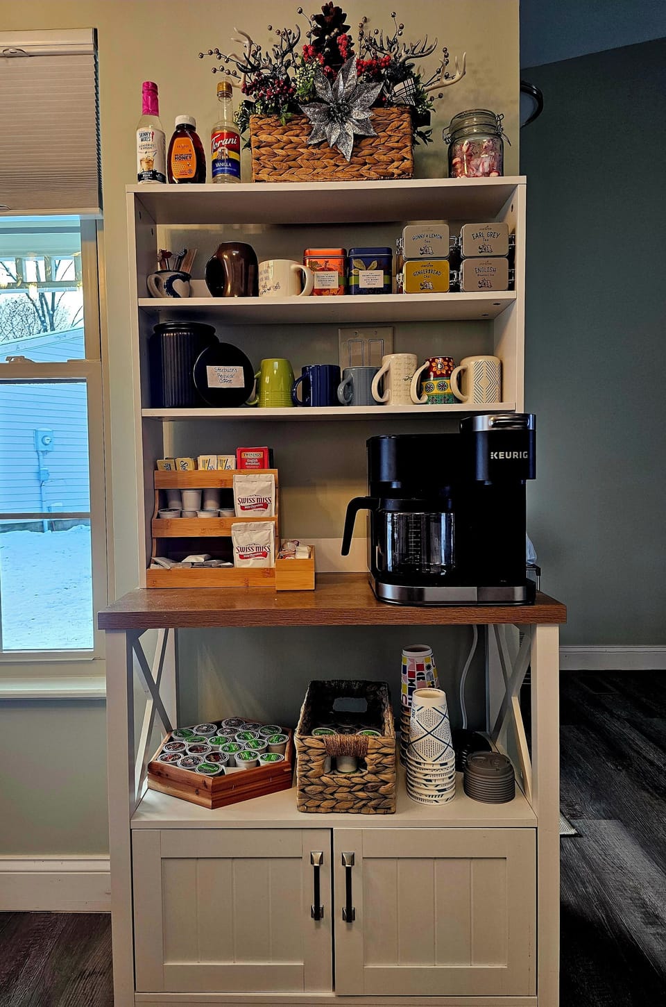 Fully stocked coffee bar with Starbucks reg ground, K-cups, teas, cocoa & more!