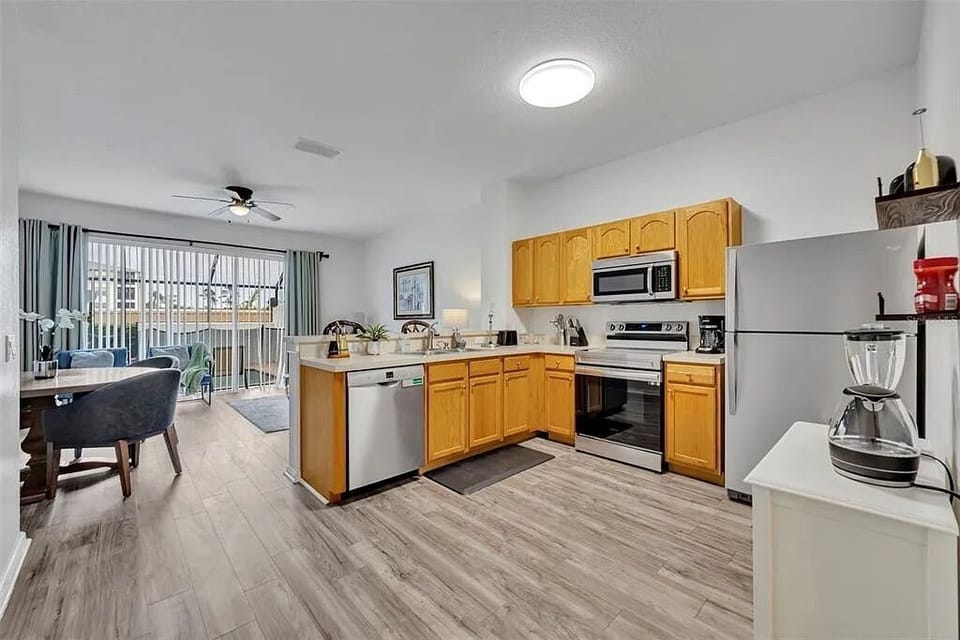 Fully-stocked kitchen