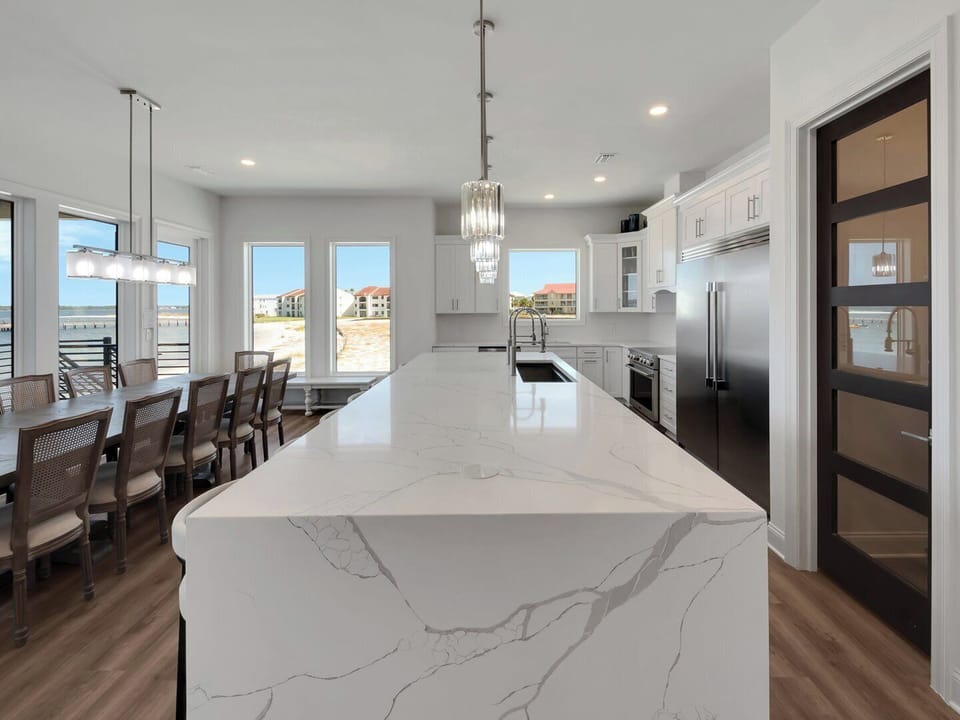 KITCHEN COUNTERS