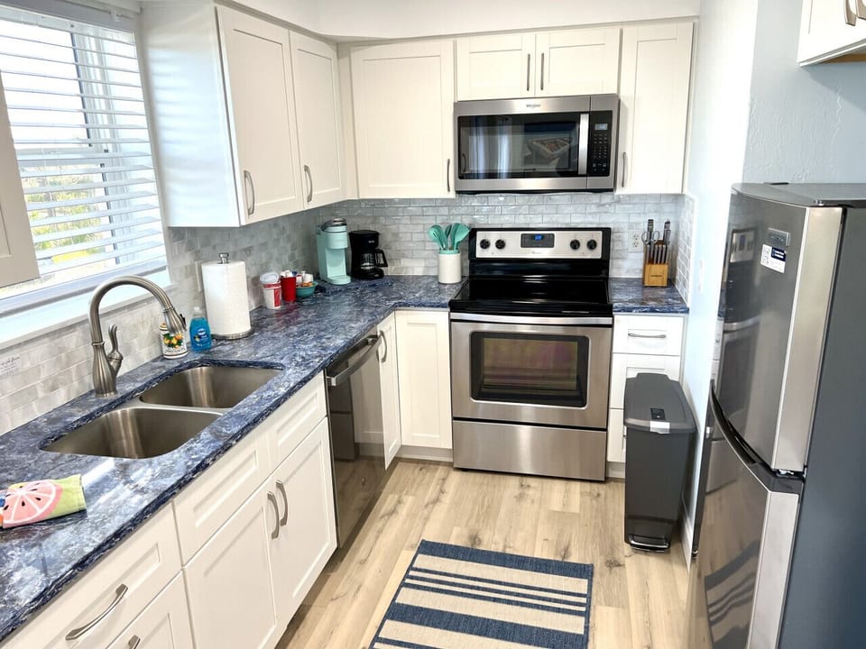 Fully-Equipped Kitchen
