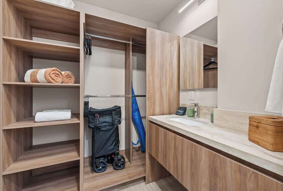 Everything in its place—vacation just feels easier.