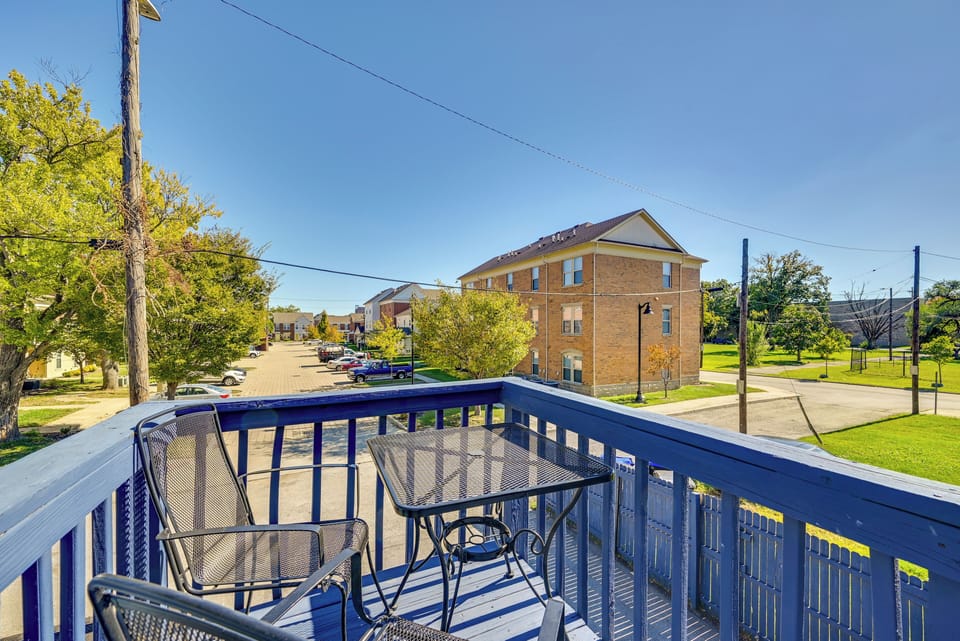 Louisville Vacation Rental | 3BR | 2BA | 1,500 Sq Ft | Stairs to Access