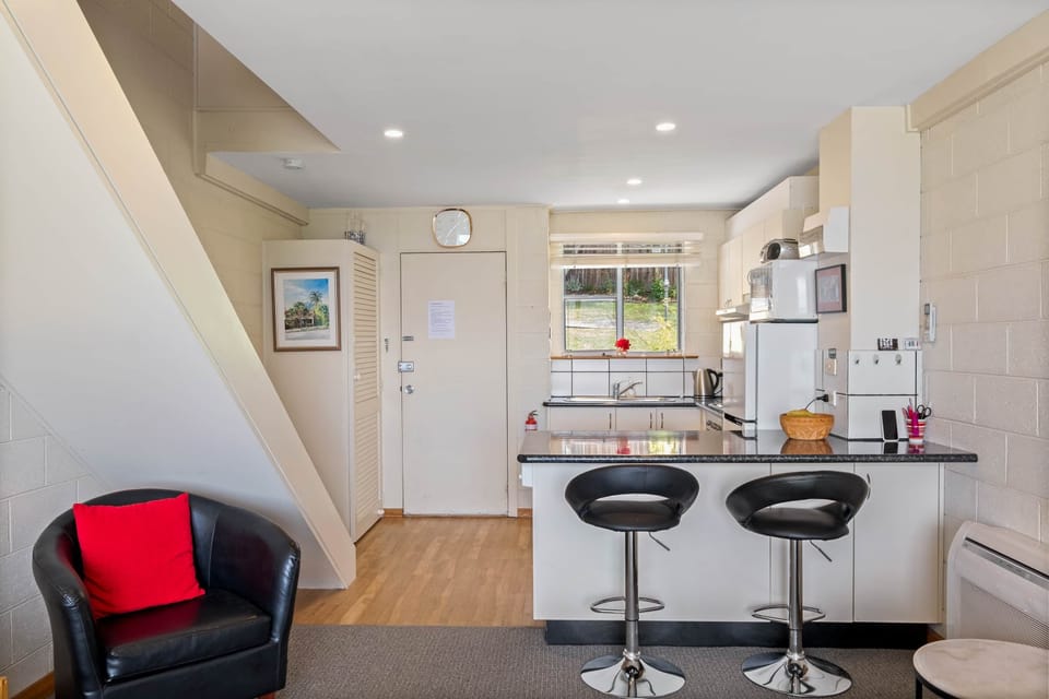 024 Open2view ID803486 3 2A Elboden Street