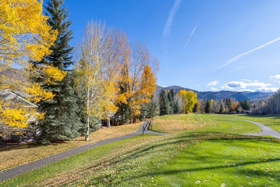 Eagle Vail Golf Course located directly behind the home.