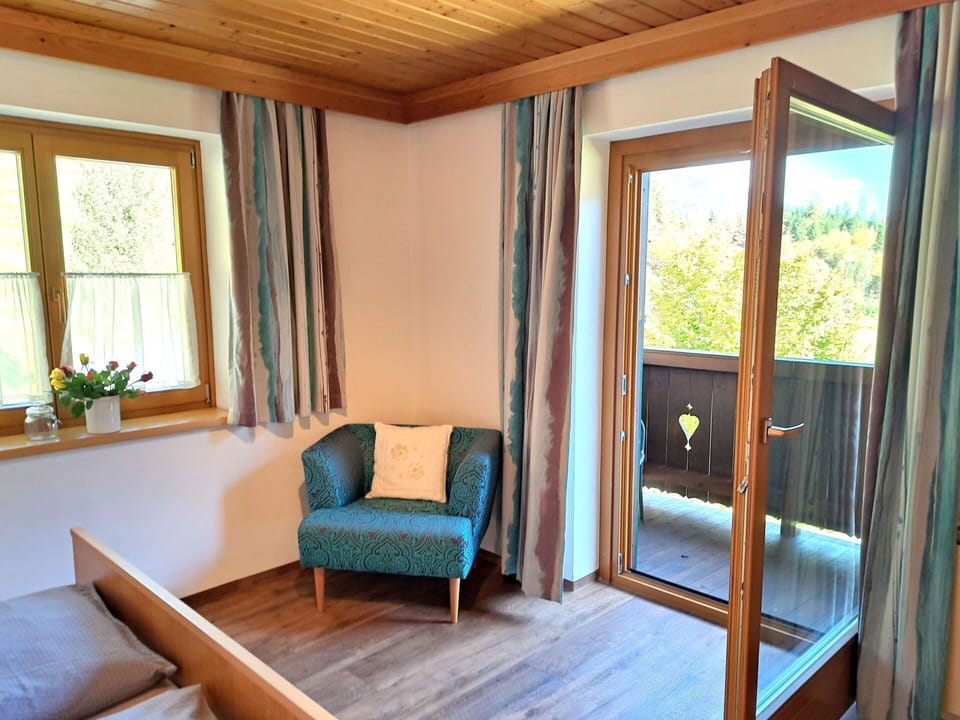 City, Apartment, Human Settlement, Resort, Condominium, Hotel, Resort Town, Swimming Pool, Seaside Resort, Eco Hotel