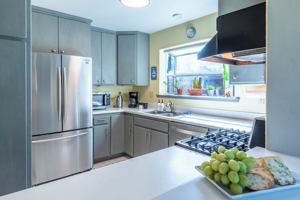 Lots of space for making great meals!