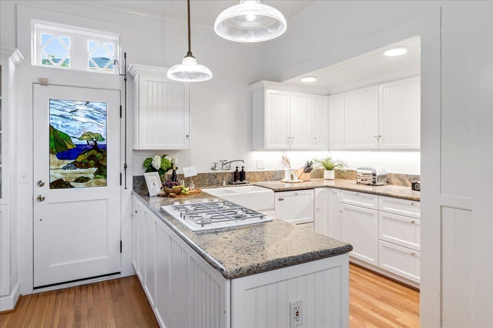 Kitchen - Notice the Beautiful Stained Glass Window