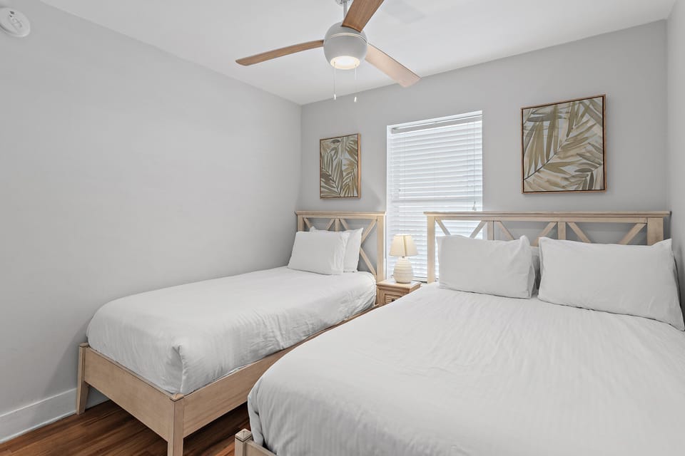 Guest bedroom