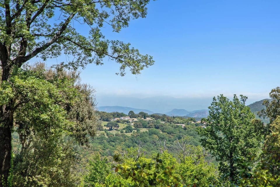 Nice view on the Massif des Maures