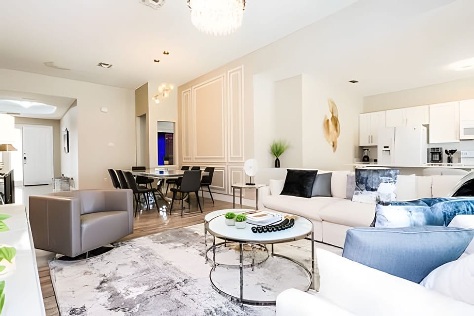 Communal lounge / TV room,Living Room