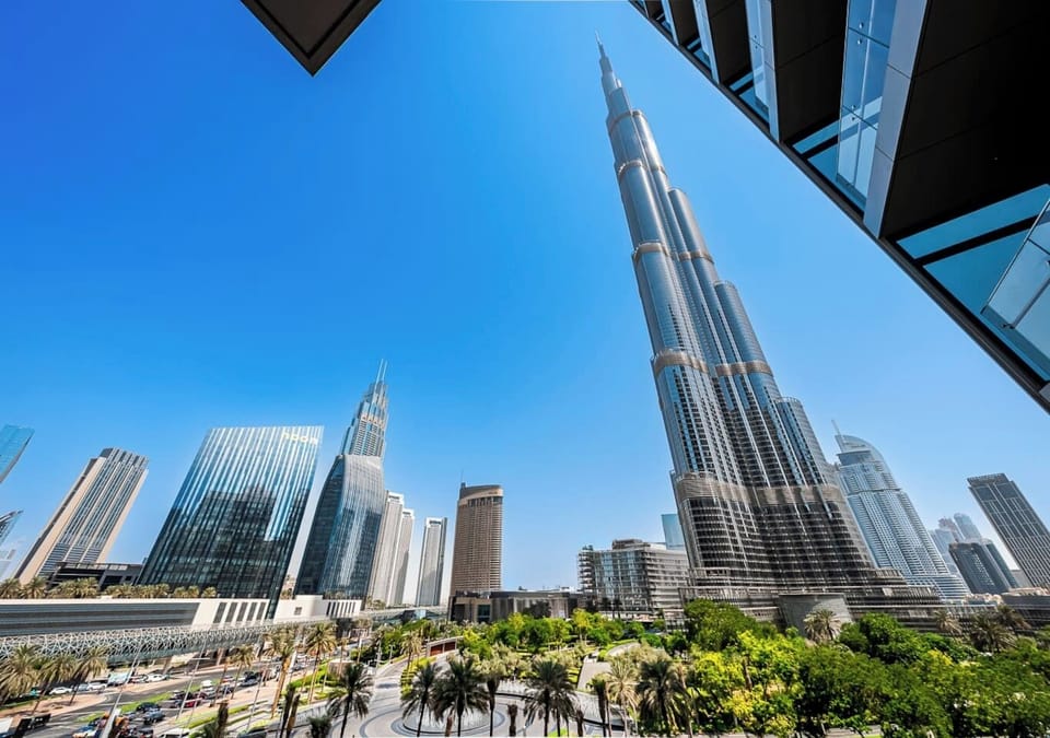 Experience the sheer scale and architectural grandeur of the Burj Khalifa.