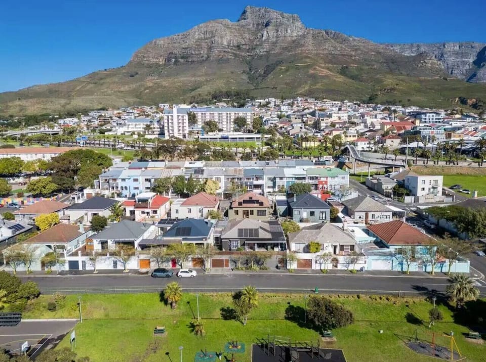 Prime location surrounded by the best of the neighborhood.