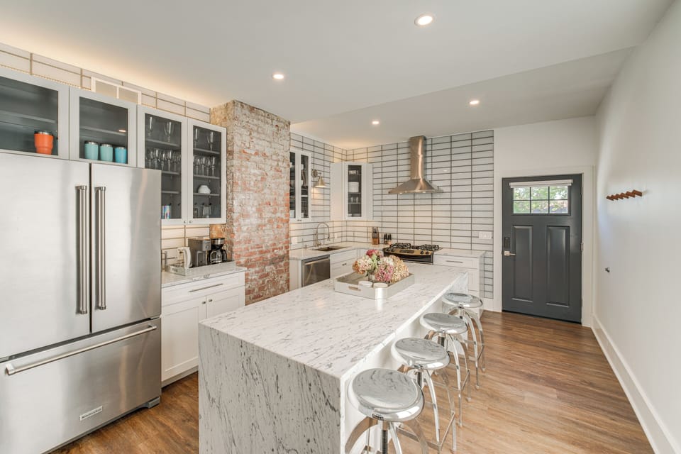Kitchen | Drip & Pod Coffee Makers | Dishwasher