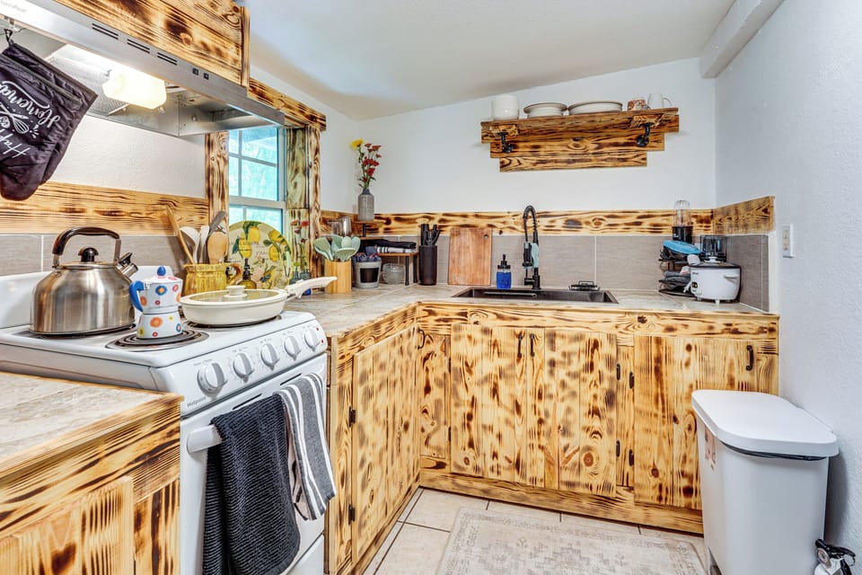 Kitchen | 2nd Floor