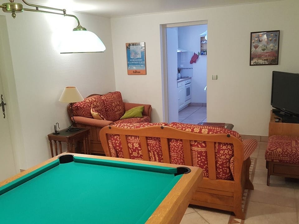 Game room